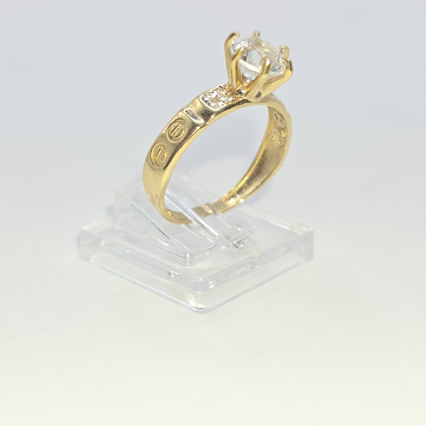 ENGAGEMENT RING 10K