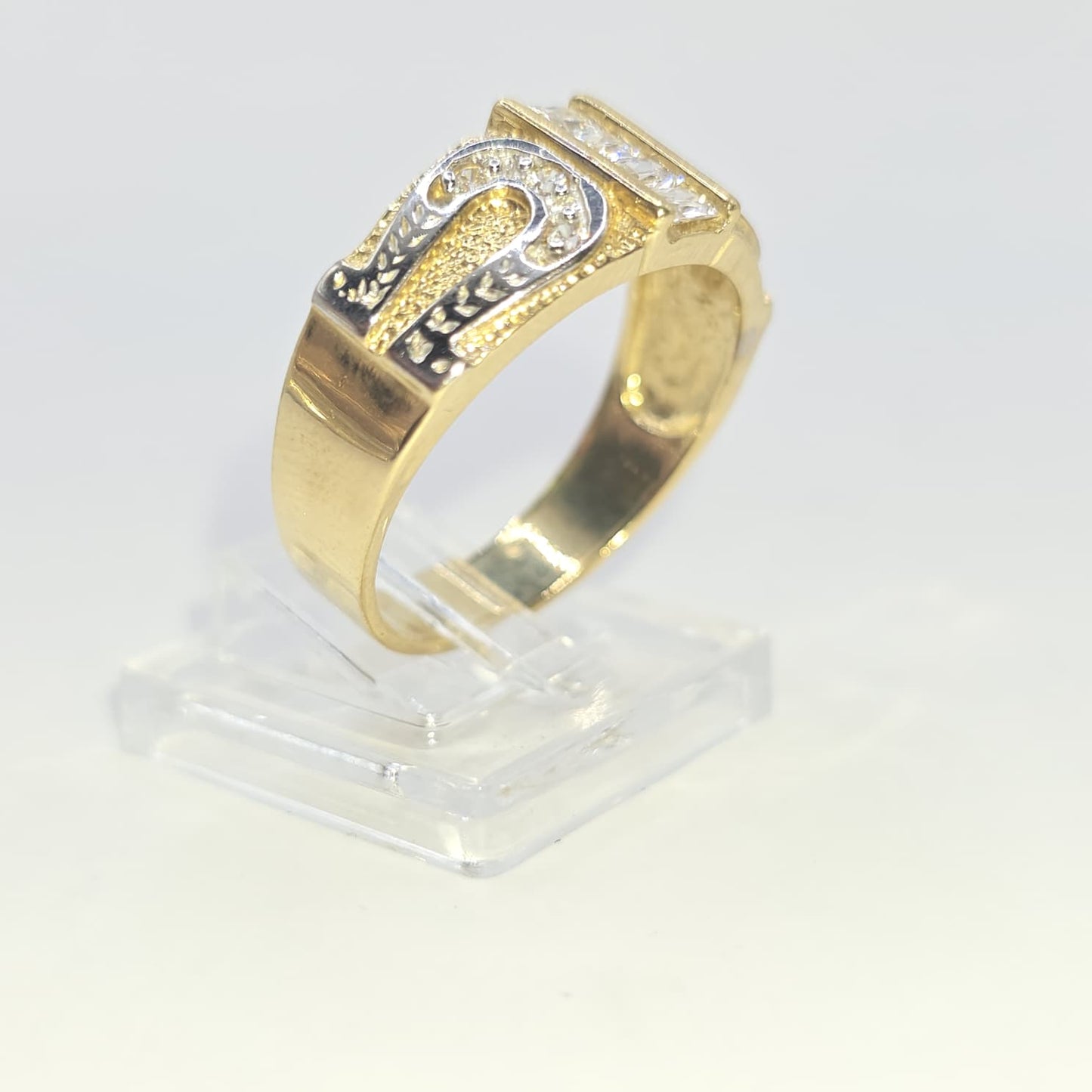 WEDDING BAND 10K