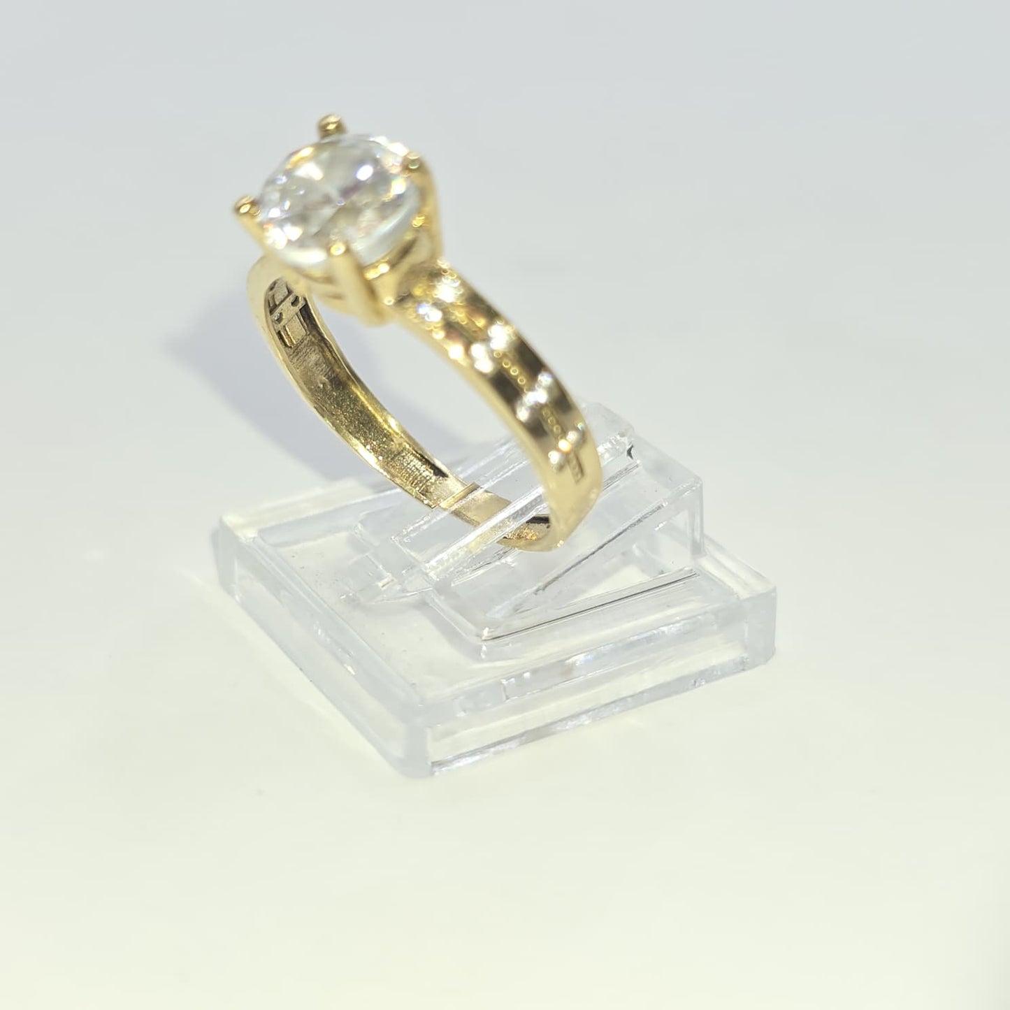 ENGAGEMENT RING 10K