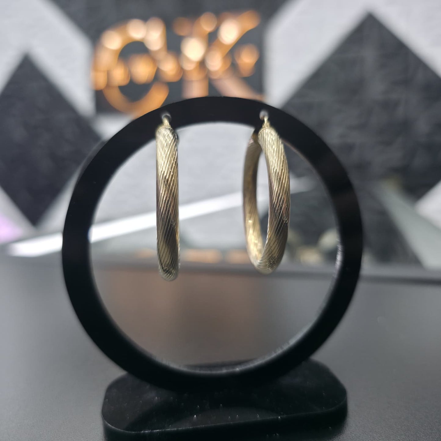 HOOP EARRING 10K