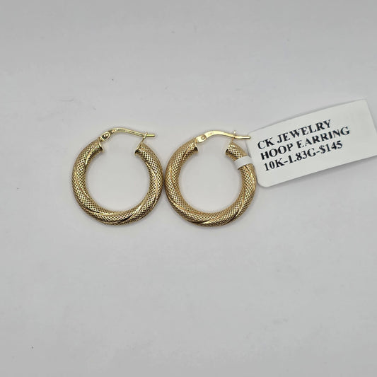 HOOP EARRING
