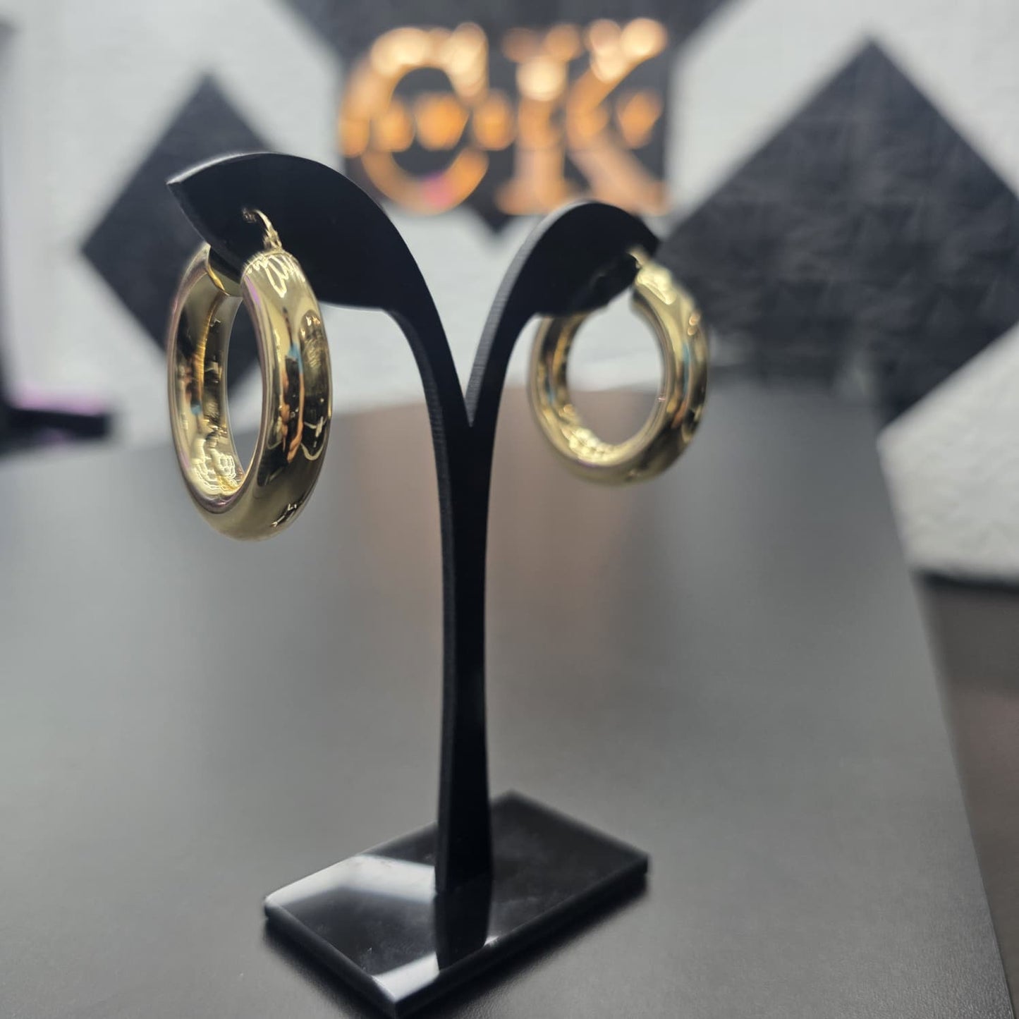 HOOP EARRING 10K