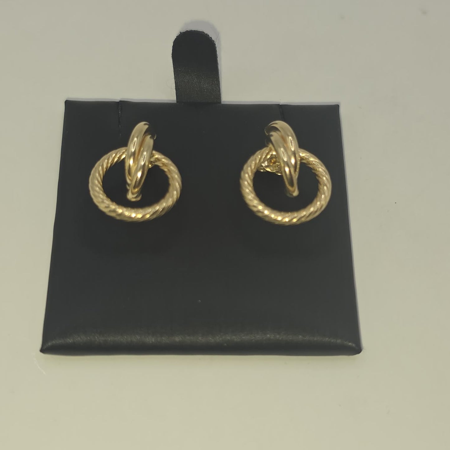 STUD EARRING 10K