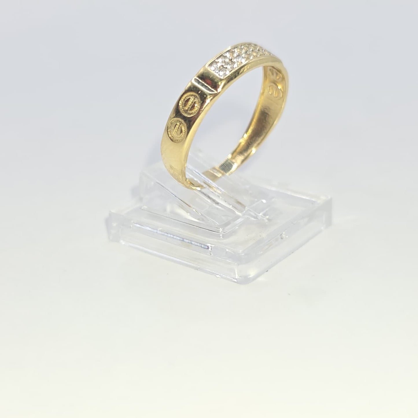 WEDDING BAND 10K