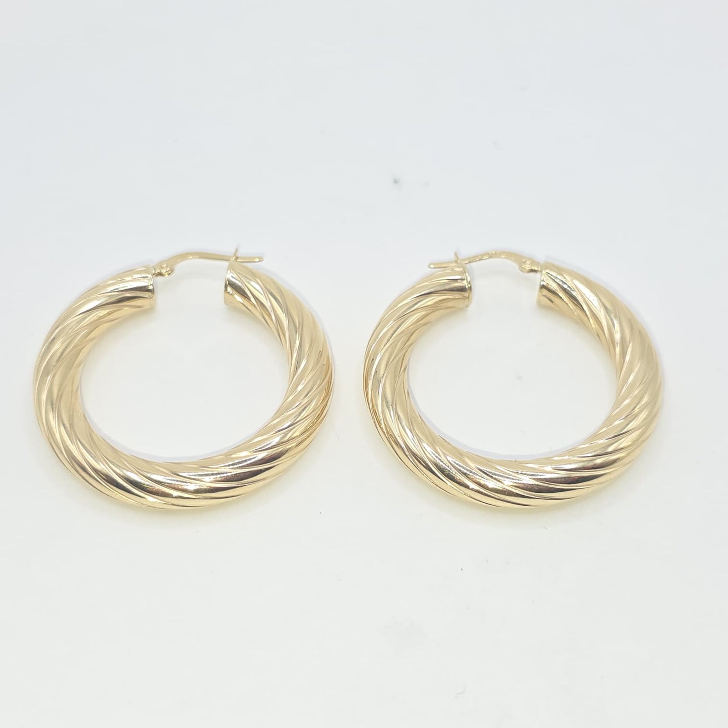HOOP EARRING 10K