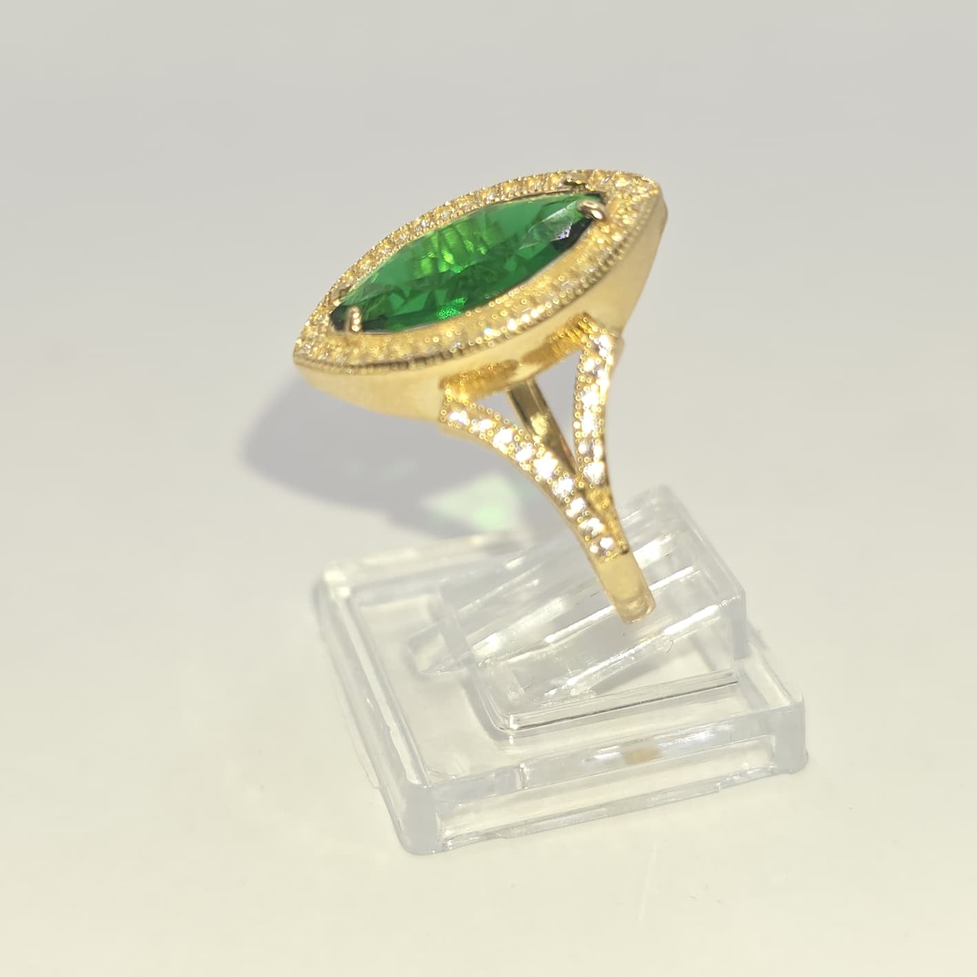WOMAN RING 10K