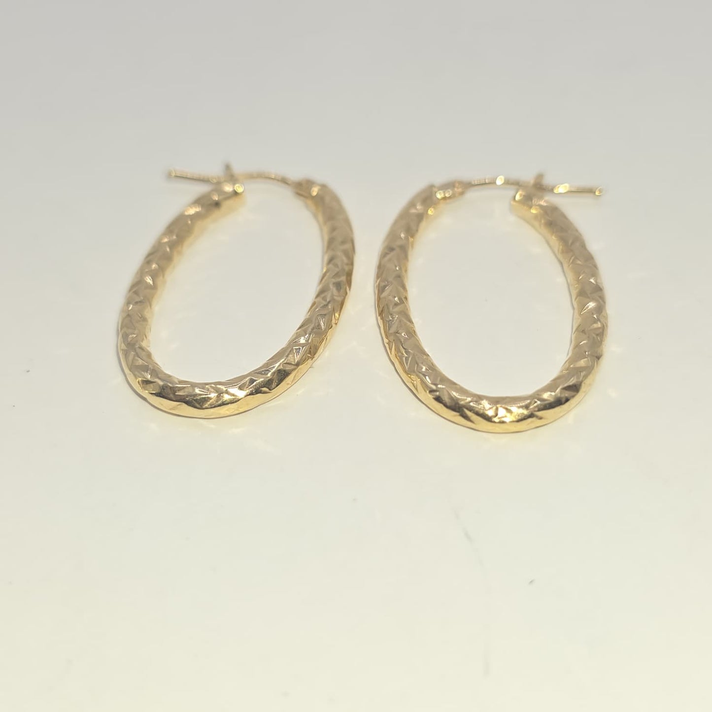 HOOP EARRING 10K