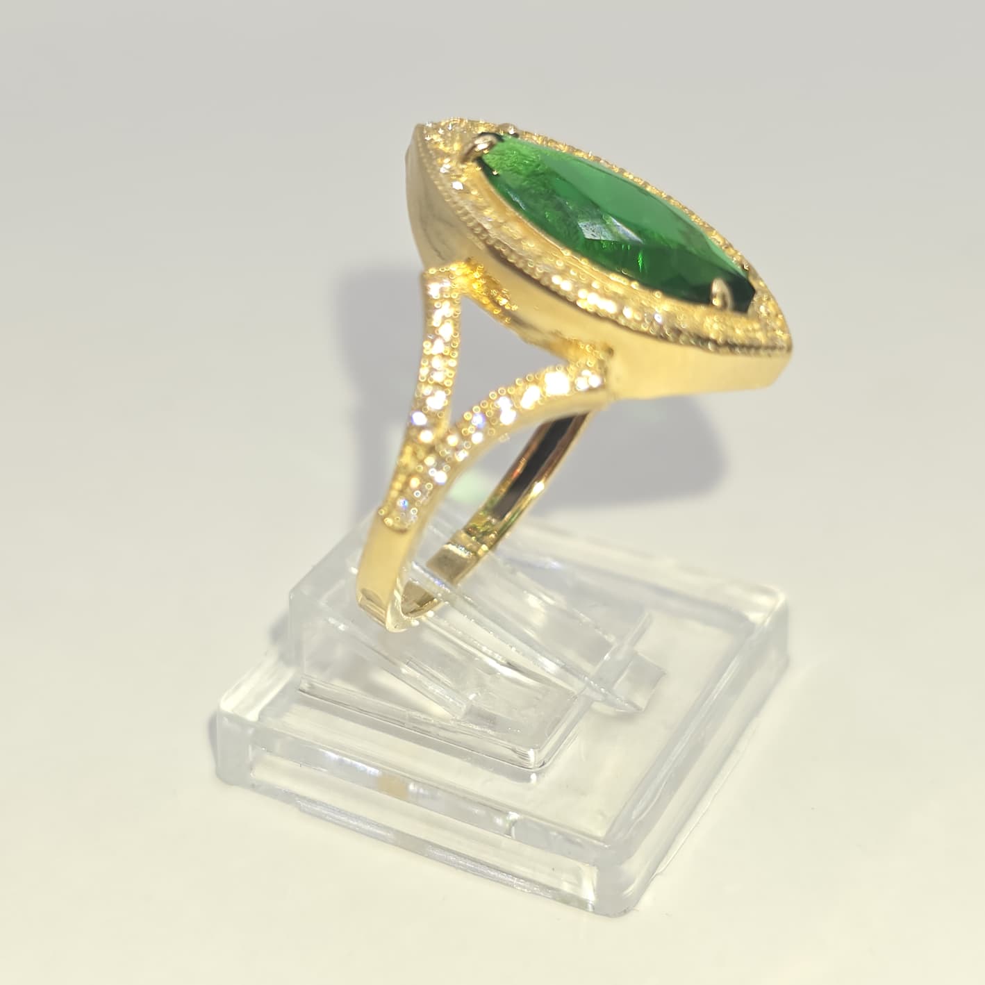 WOMAN RING 10K