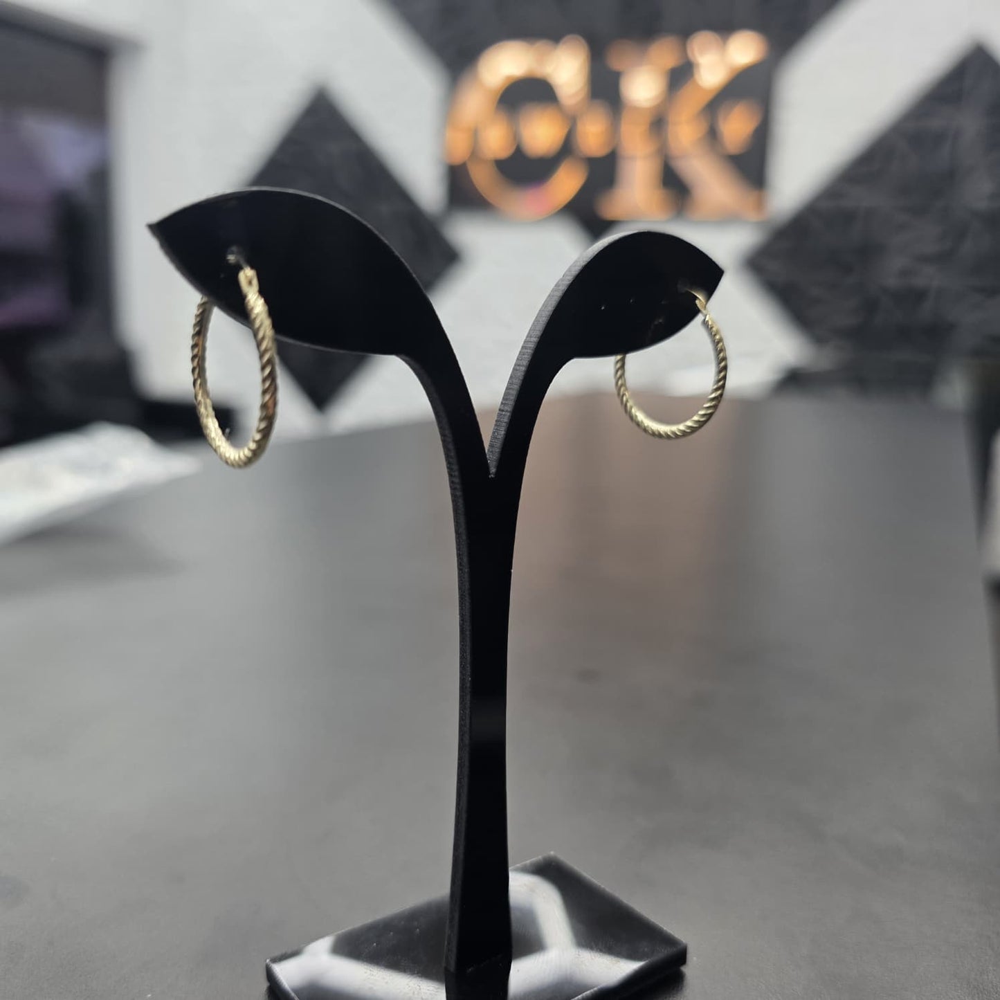 HOOP EARRING 10K
