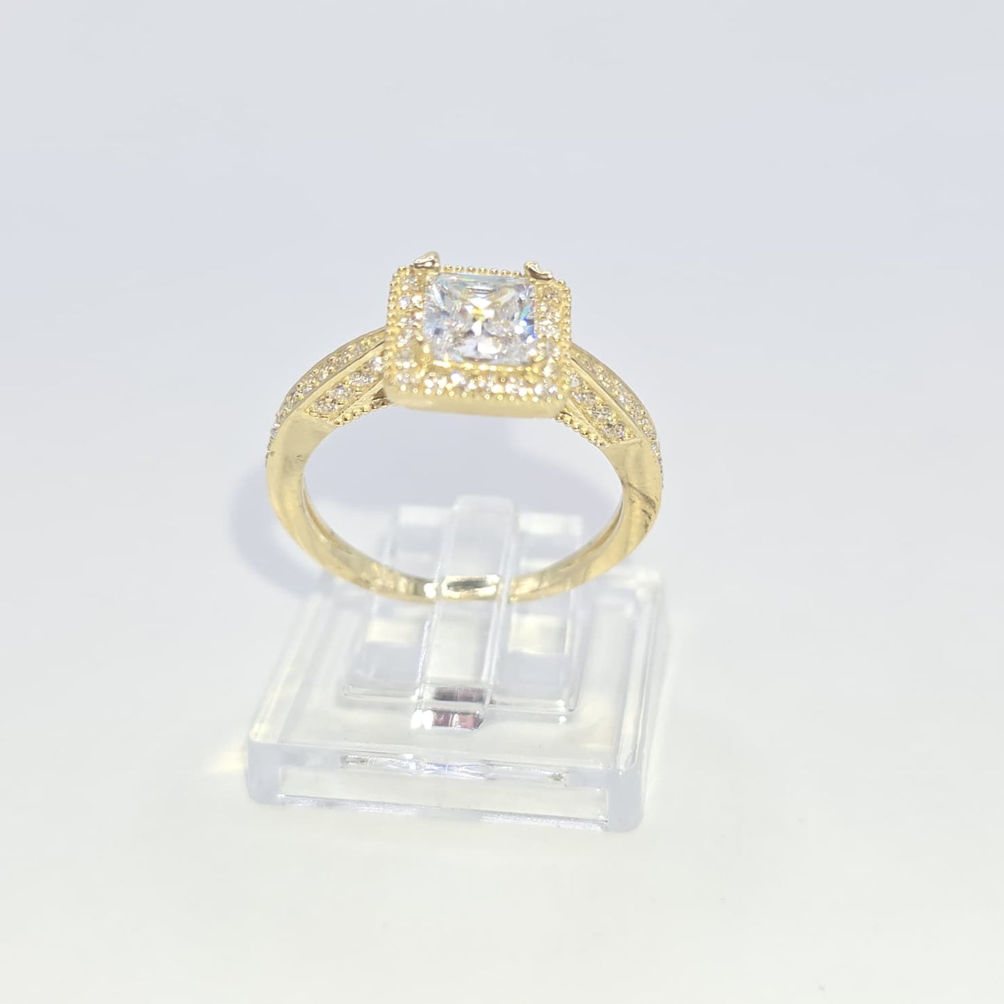 ENGAGEMENT RING 10K