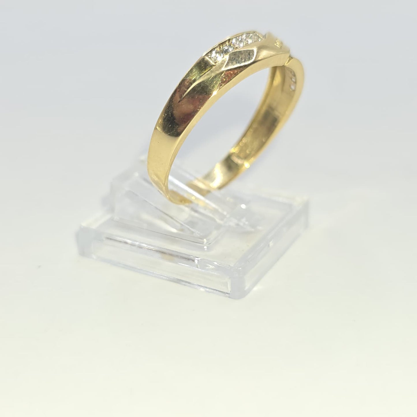 WEDDING BAND 10K