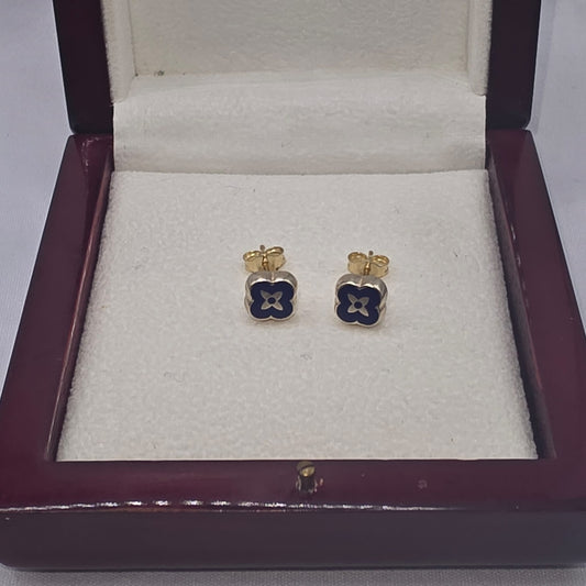 STUD EARRING 10