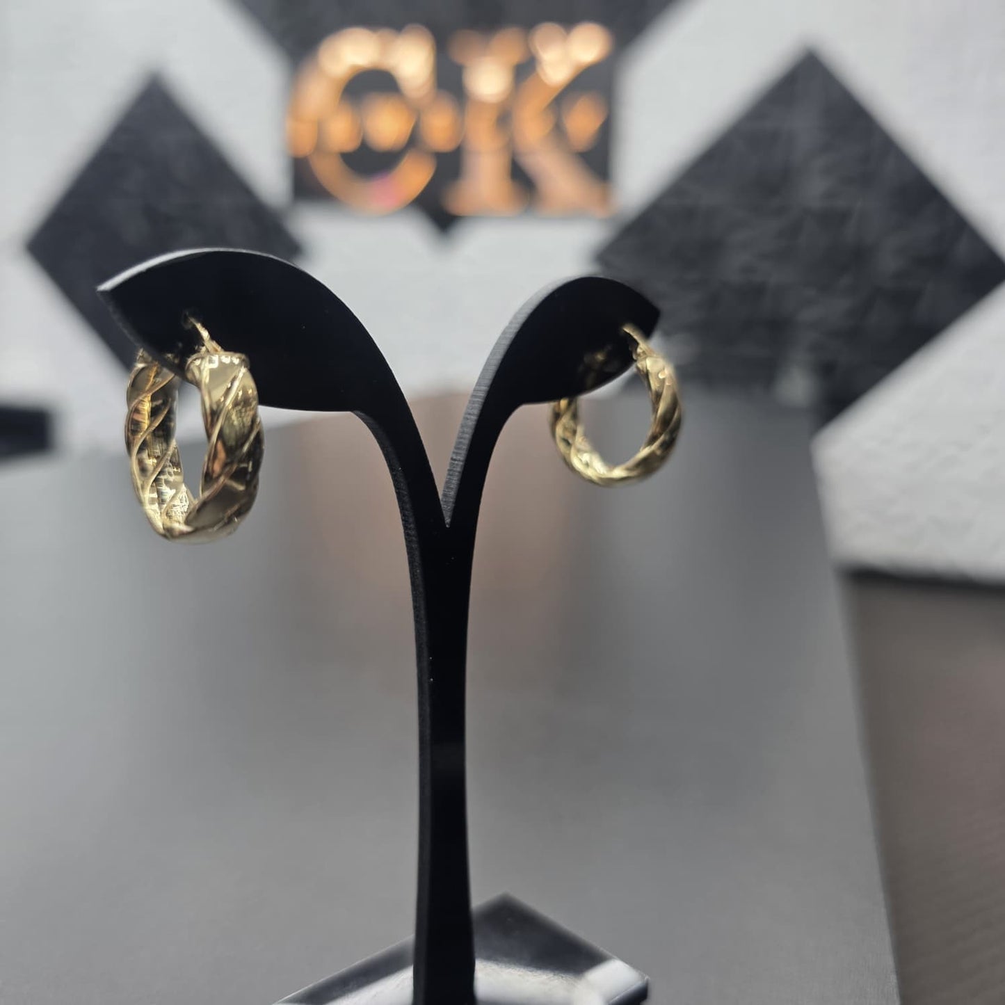 HOOP EARRING 10K