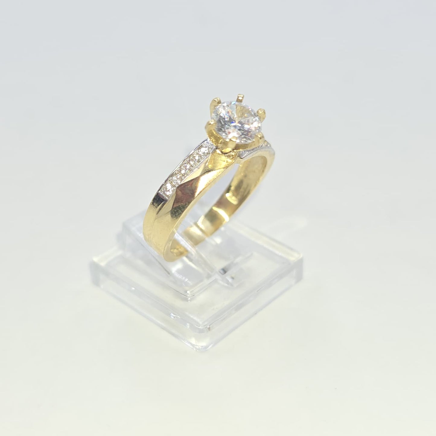 ENGAGEMENT RING 10K