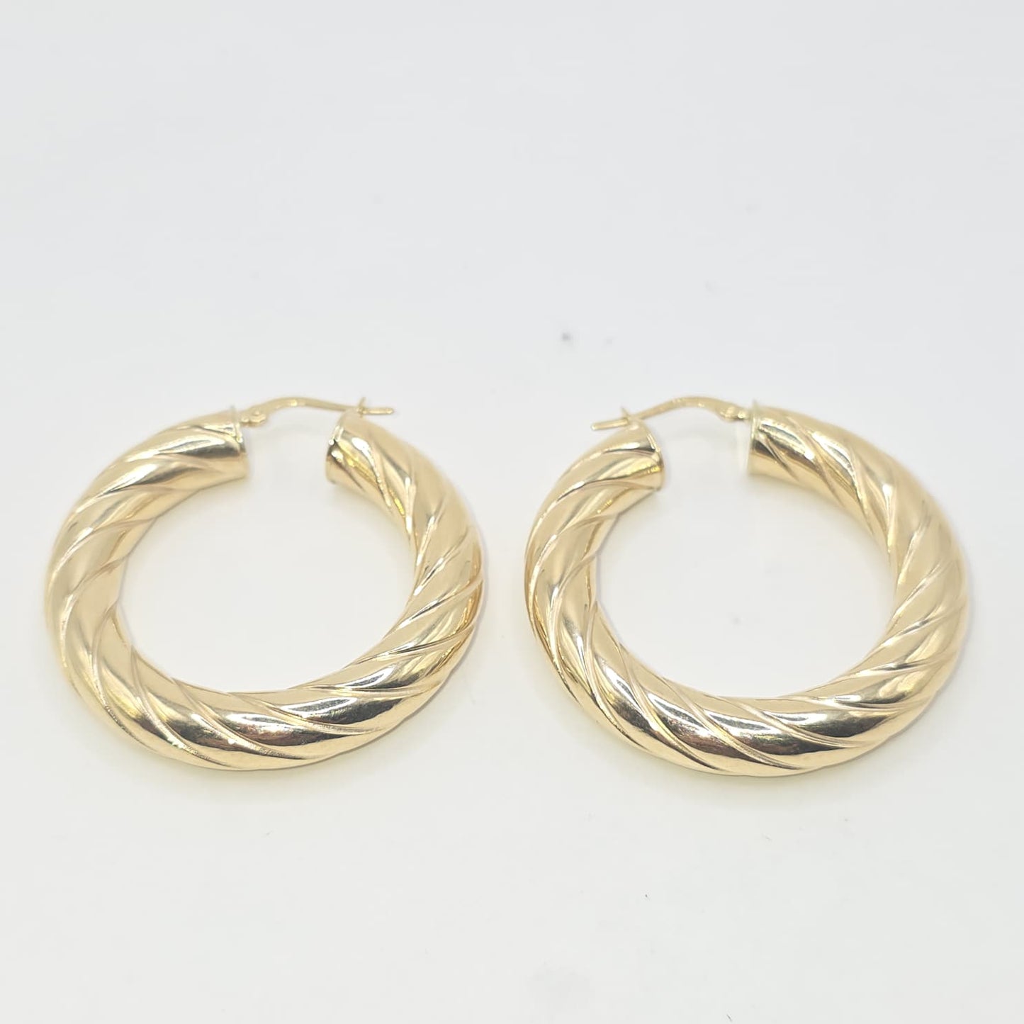 HOOP EARRING 10K