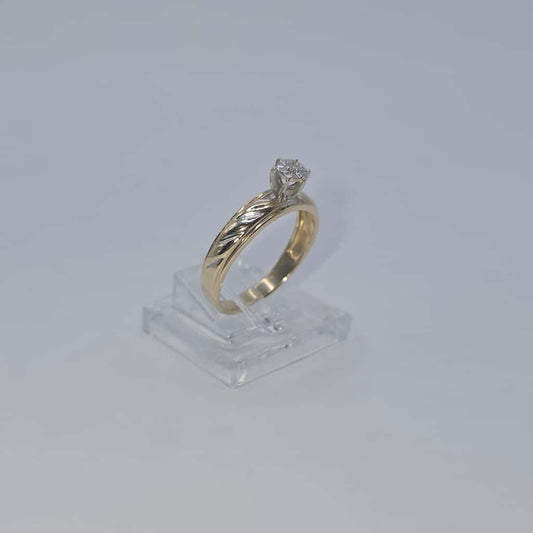 ENGAGEMENT RING 10K