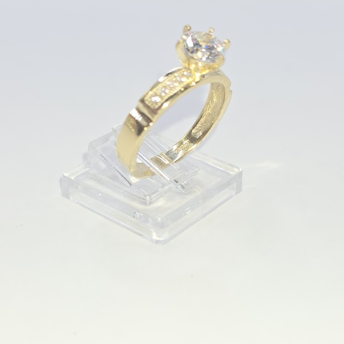 ENGAGEMENT RING 10K