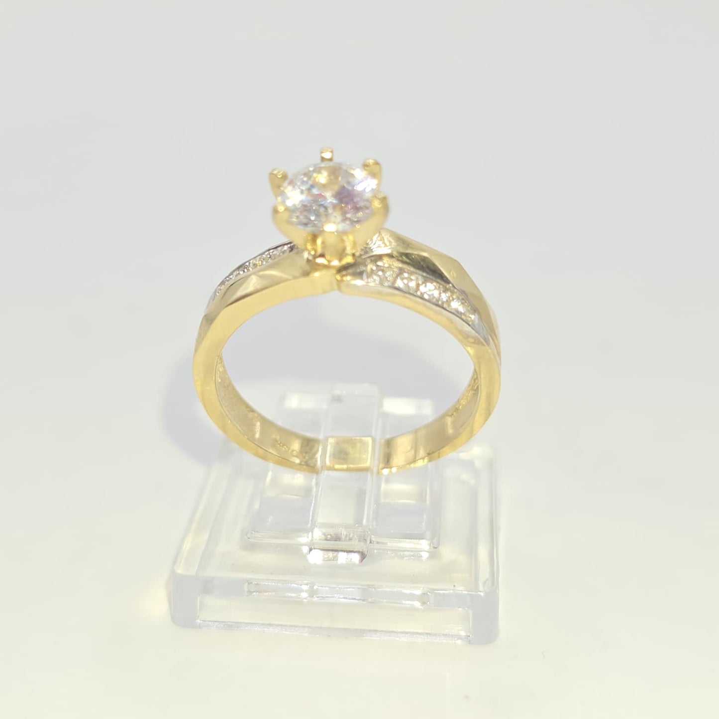 ENGAGEMENT RING 10K
