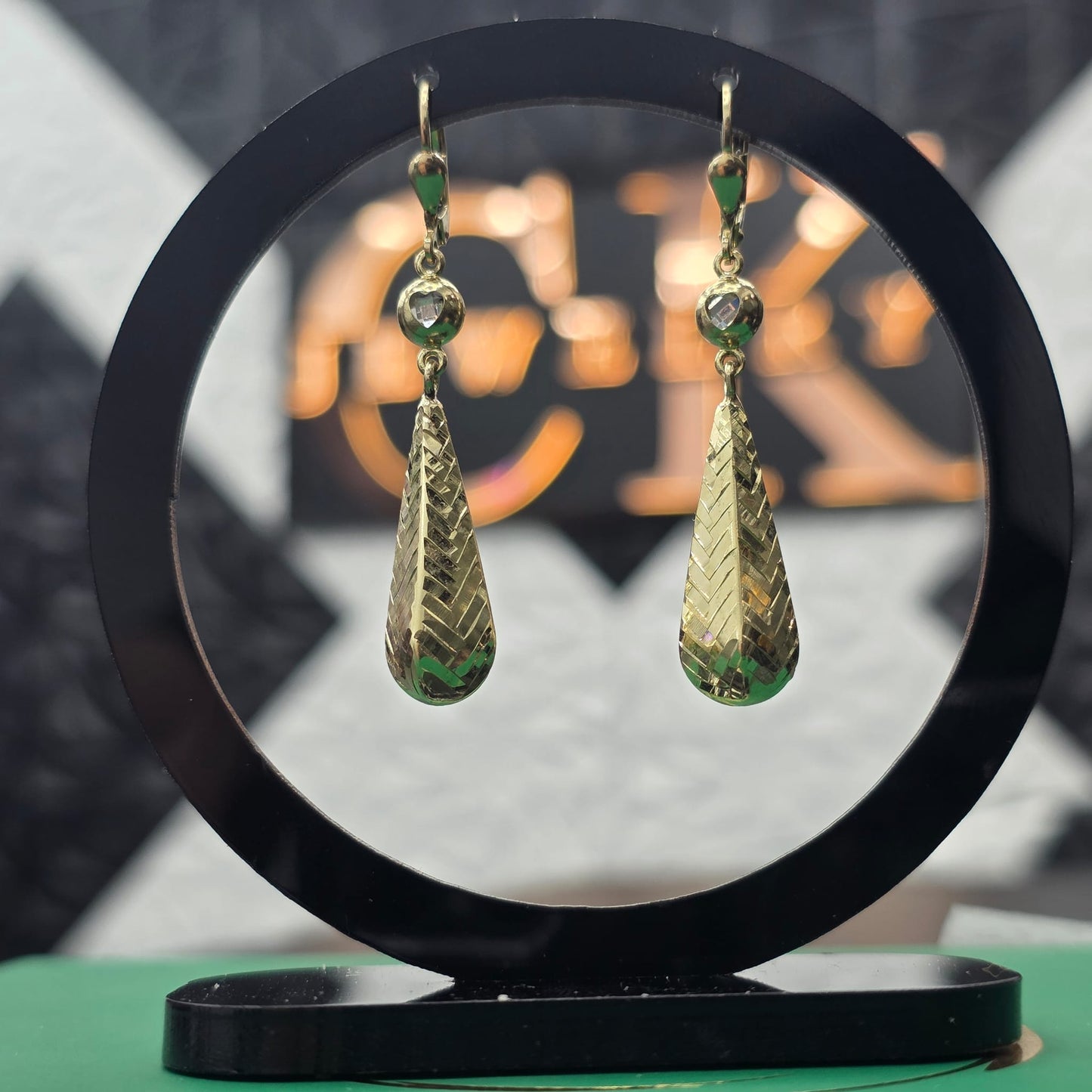 WOMAN EARRING 10K