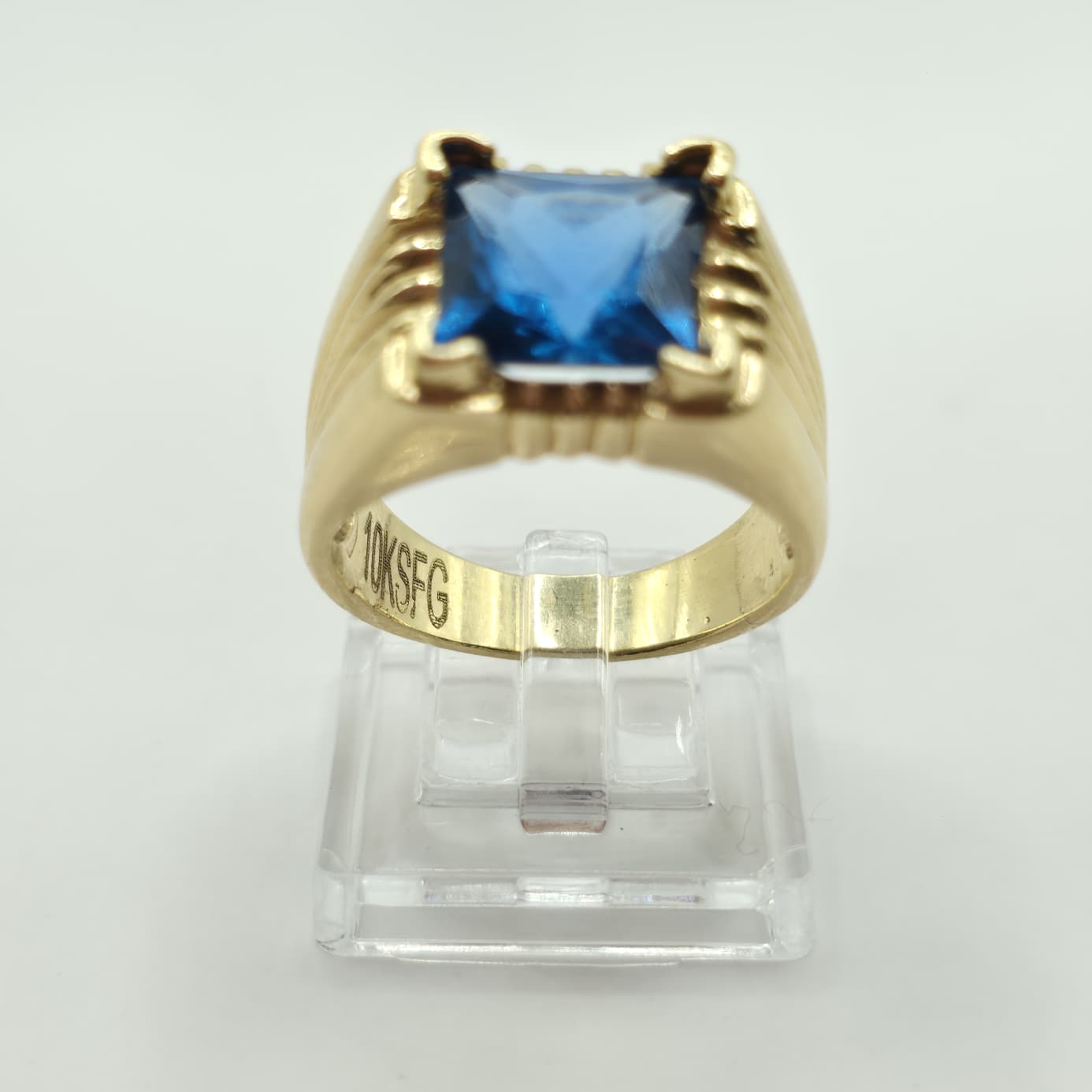 MAN RING 10K